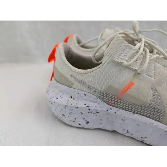 Size 7.5 - Nike Crater Impact Summit White Grey Fog orange detail. SH1 - Picture 2 of 10